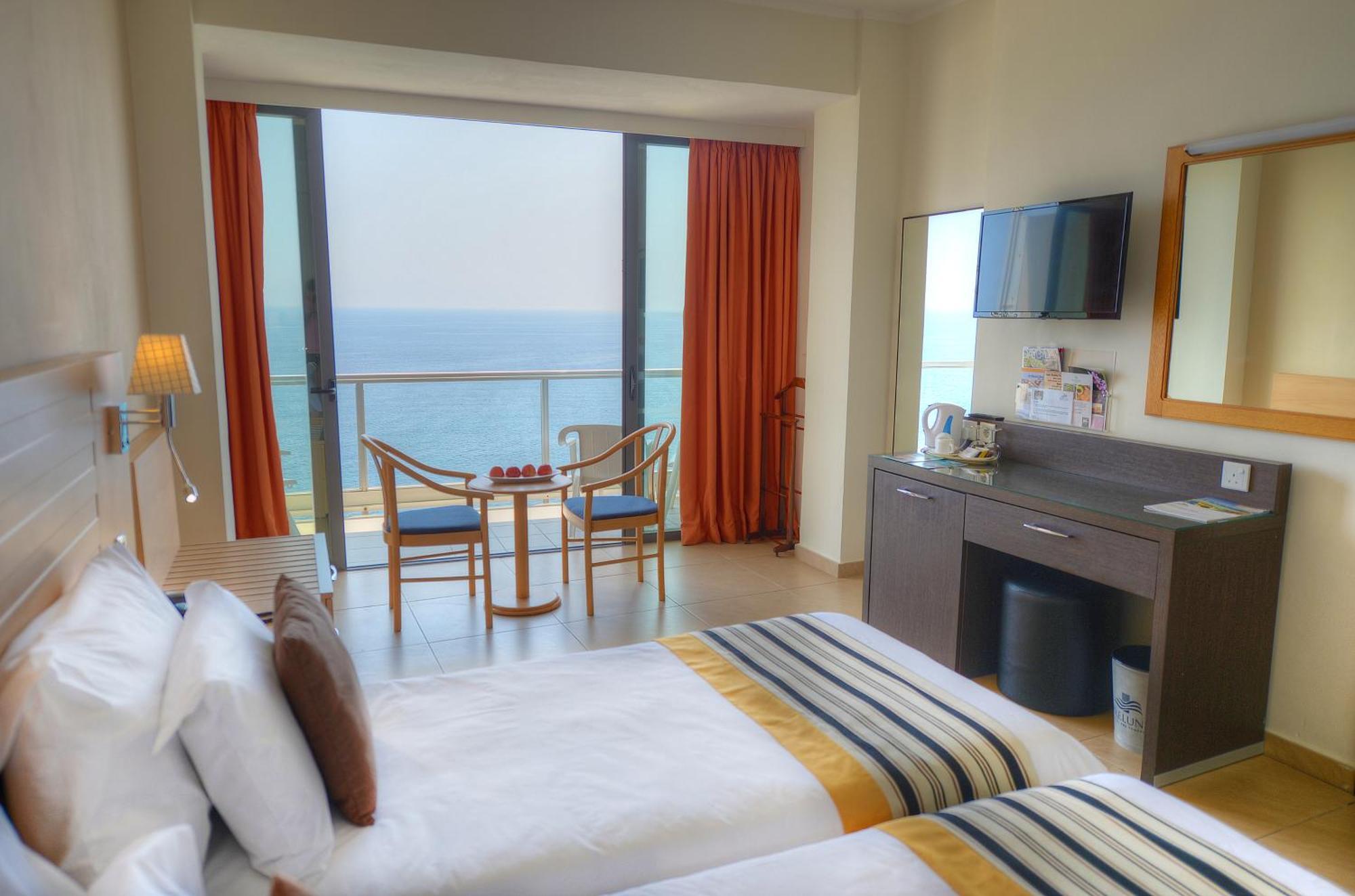 Twin Room with Sea View,1154172639:JPEG